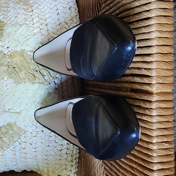 Cole Haan Dellora Skimmer Pointed Toe Loafers, Black, size 5B - Picture 2 of 11